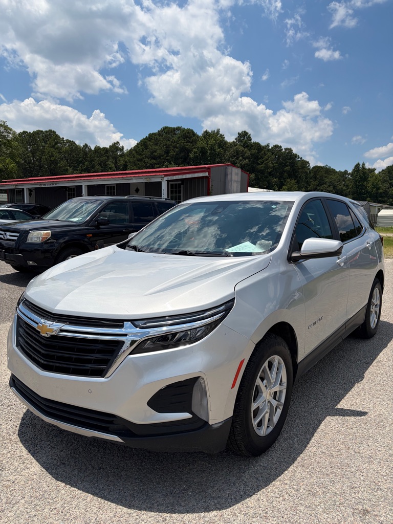 Silver 2022 Chevrolet Equinox SUV / Crossover Front-Wheel Drive Automatic
