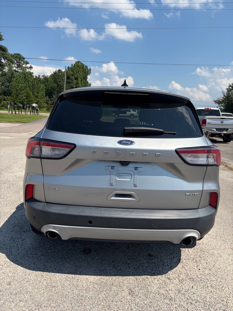 Photo 11 of this FORD ESCAPE