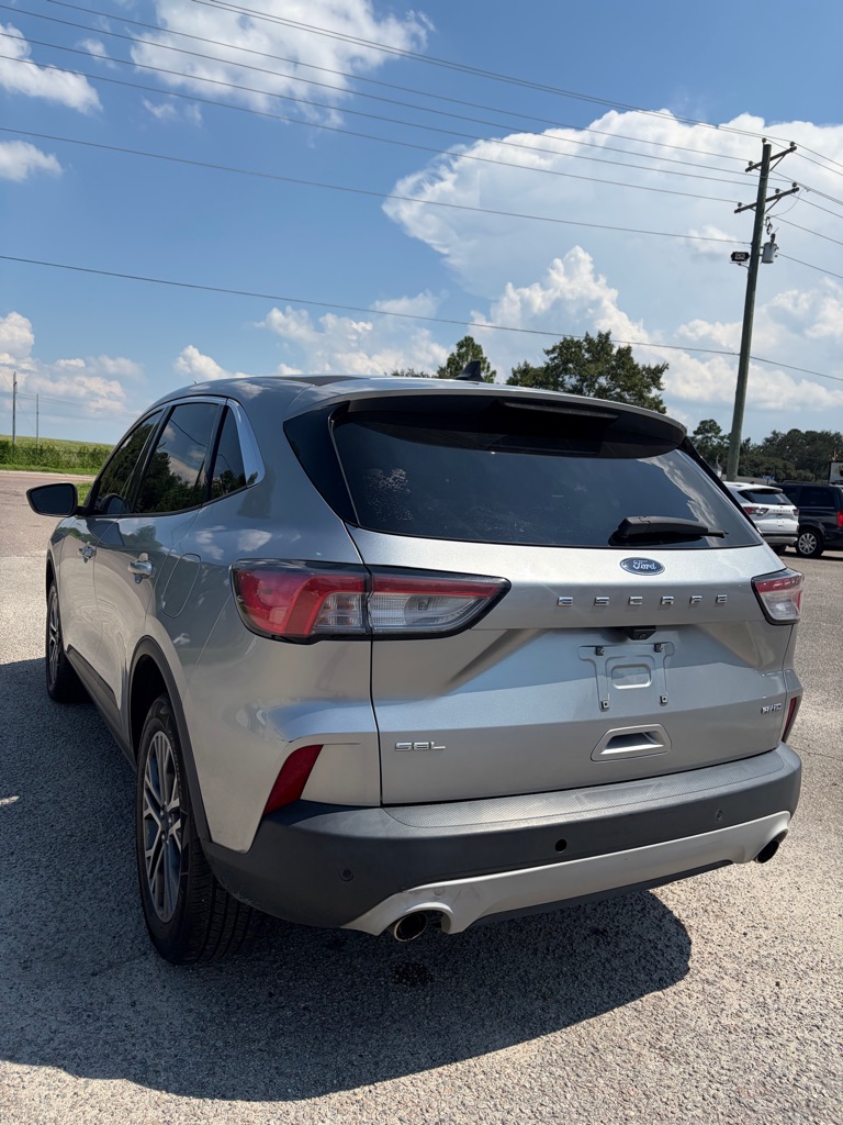 Photo 10 of this FORD ESCAPE