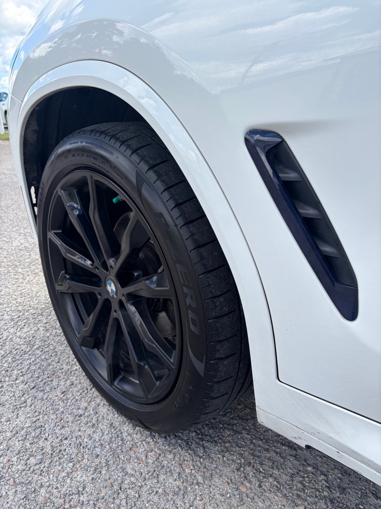 Photo 4 of this BMW X3