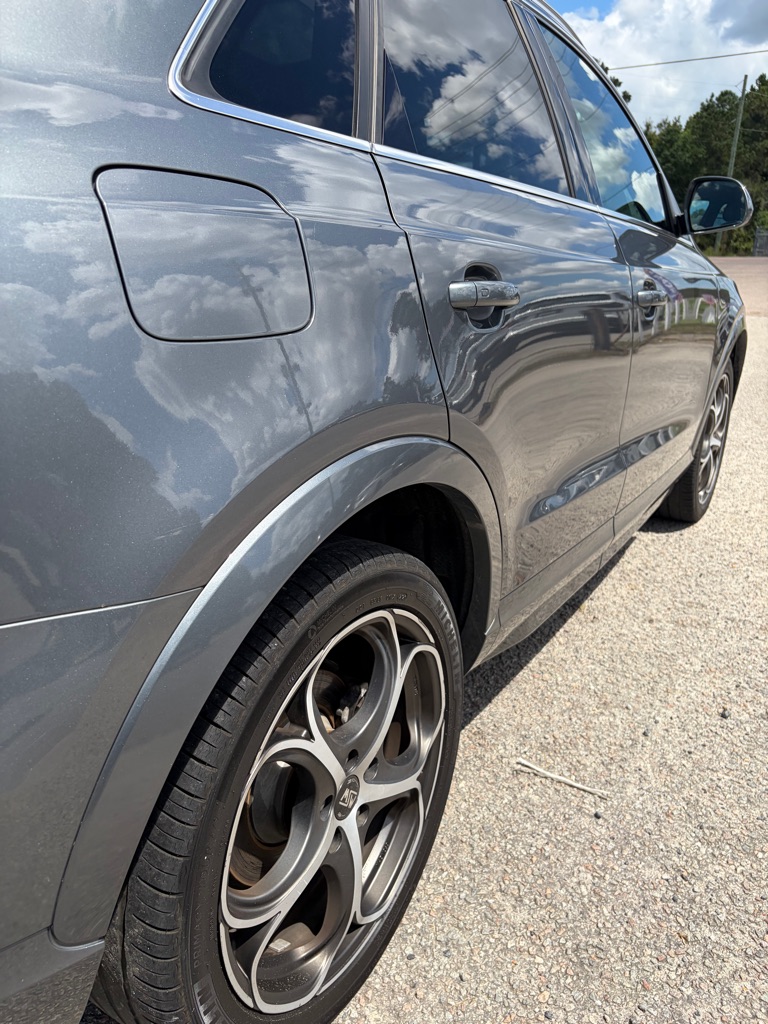 Photo 16 of this AUDI Q3