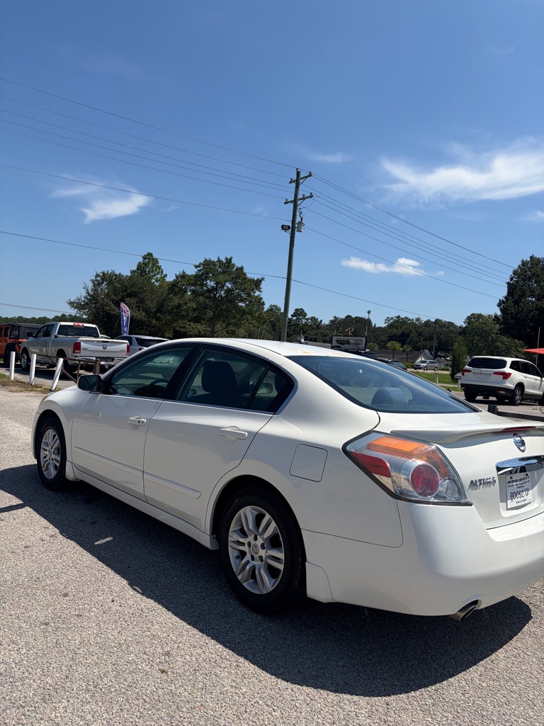 Photo 7 of this NISSAN ALTIMA