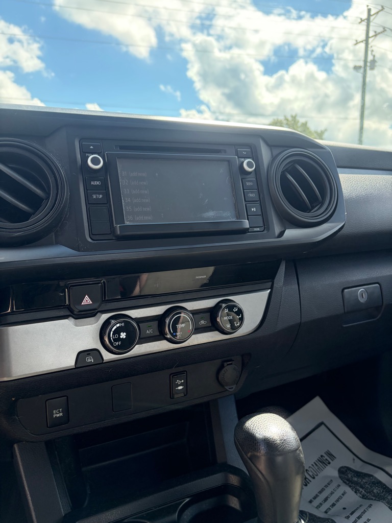Photo 5 of this TOYOTA TACOMA