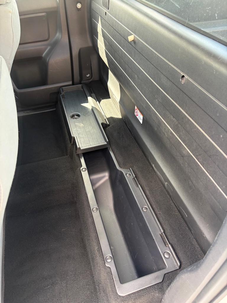 Photo 10 of this TOYOTA TACOMA