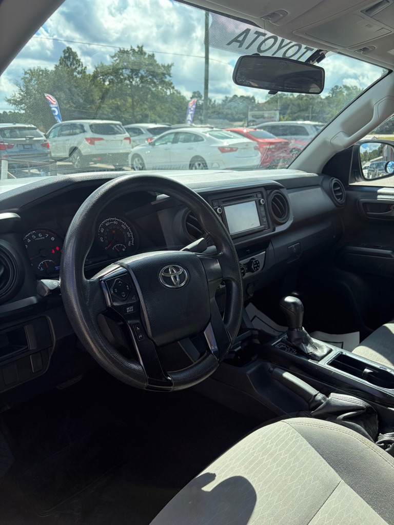 Photo 3 of this TOYOTA TACOMA