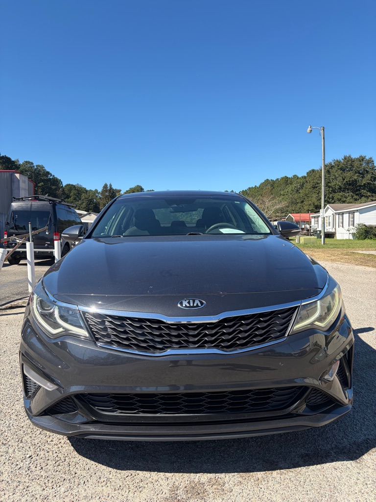 Photo 2 of this KIA OPTIMA