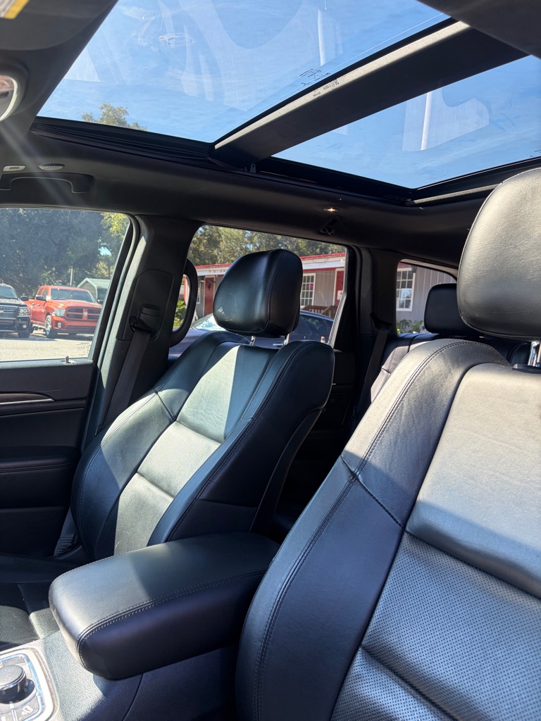 Photo 5 of this JEEP GRAND CHEROKEE