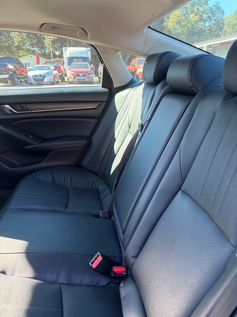 Photo 7 of this HONDA ACCORD