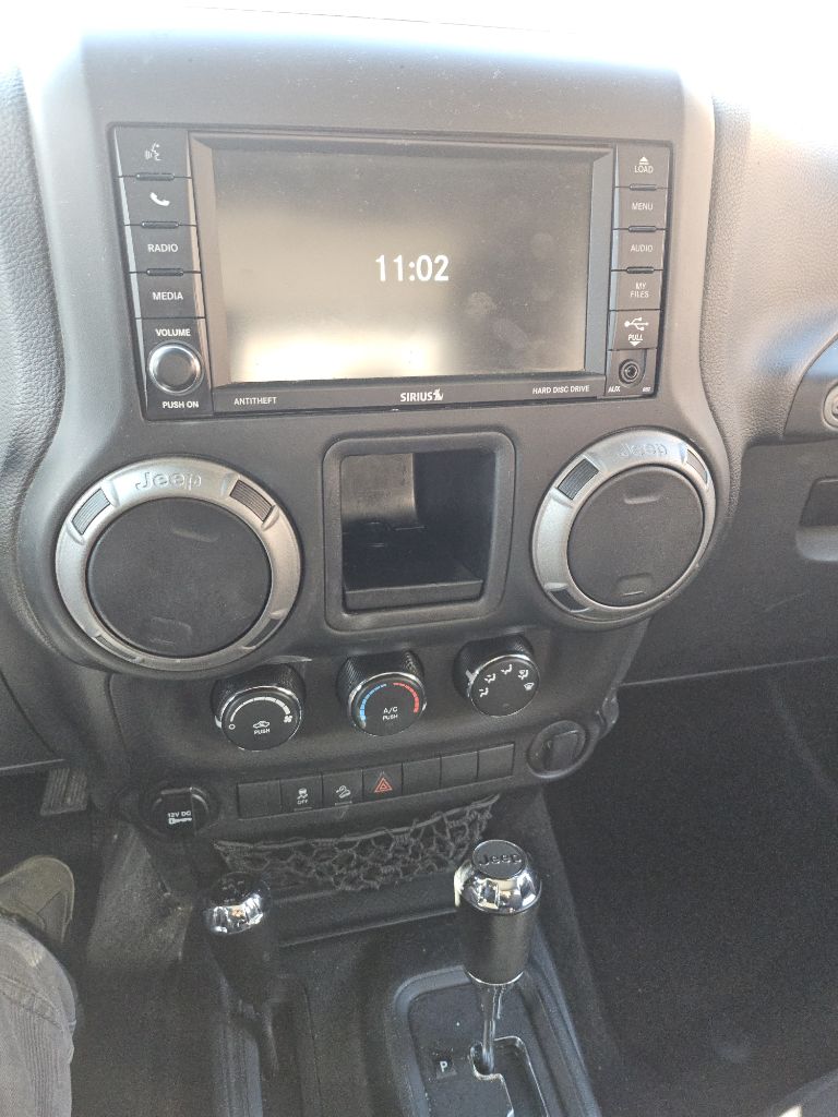Photo 10 of this JEEP WRANGLER