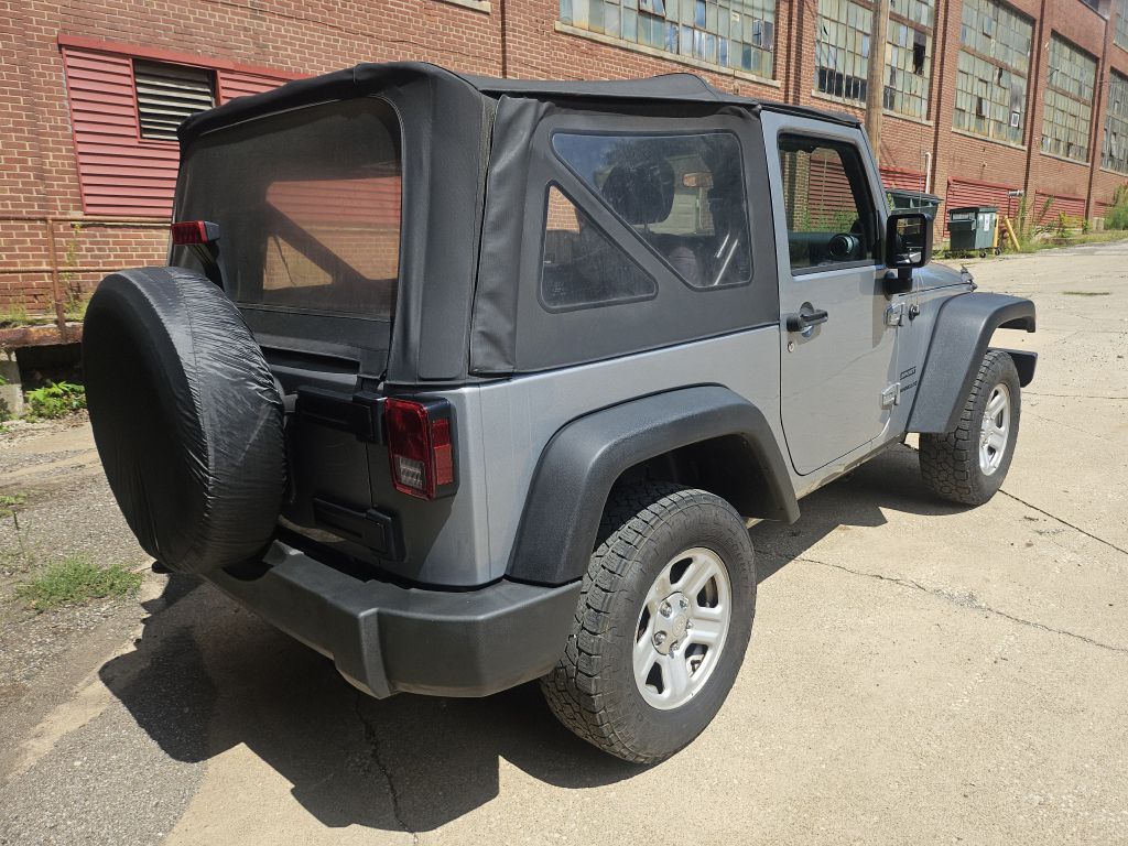 Photo 4 of this JEEP WRANGLER