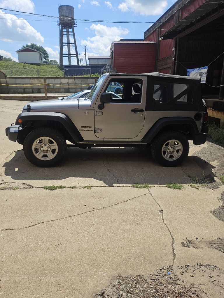 Photo 30 of this JEEP WRANGLER