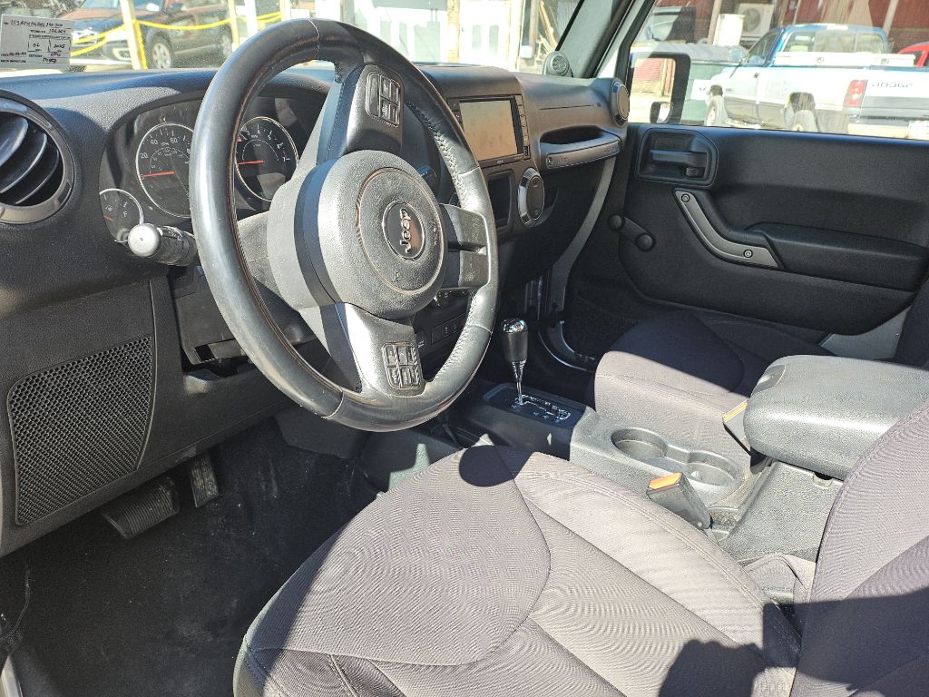 Photo 9 of this JEEP WRANGLER