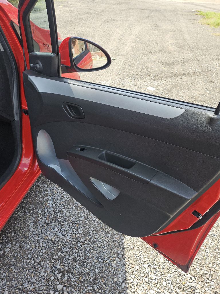 Photo 12 of this CHEVROLET SPARK