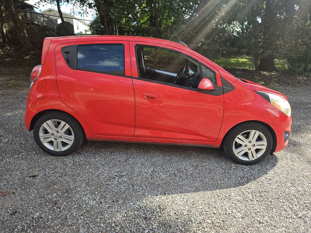 Photo 7 of this CHEVROLET SPARK