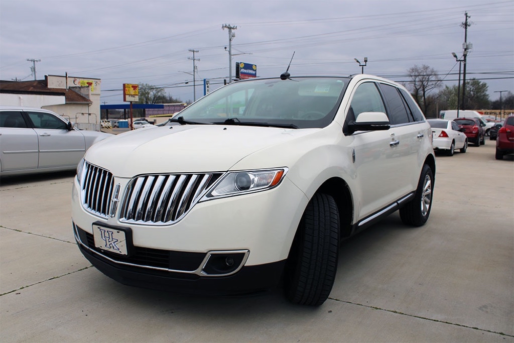 2013 Lincoln MKX Base's photo