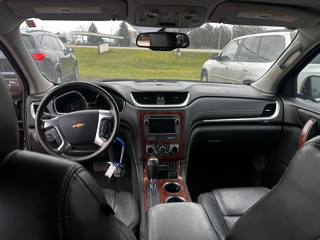 Photo 14 of this CHEVROLET TRAVERSE
