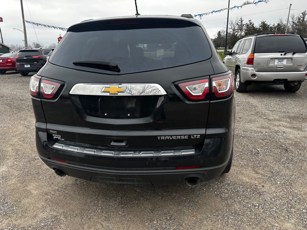 Photo 4 of this CHEVROLET TRAVERSE