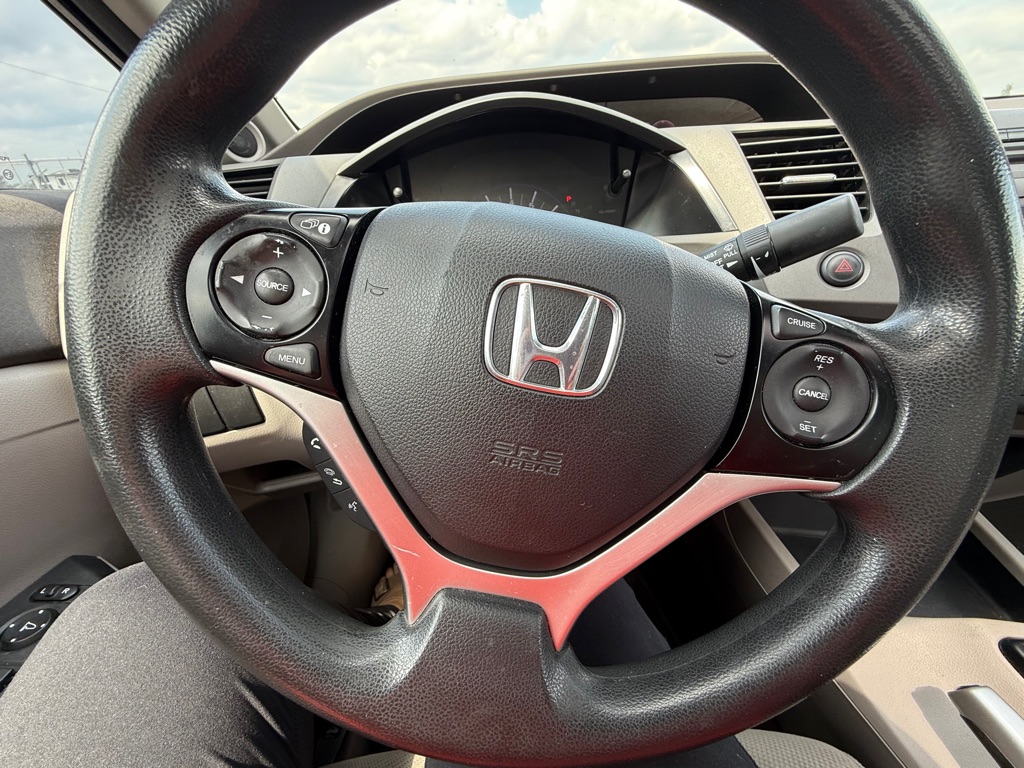 Photo 18 of this HONDA CIVIC
