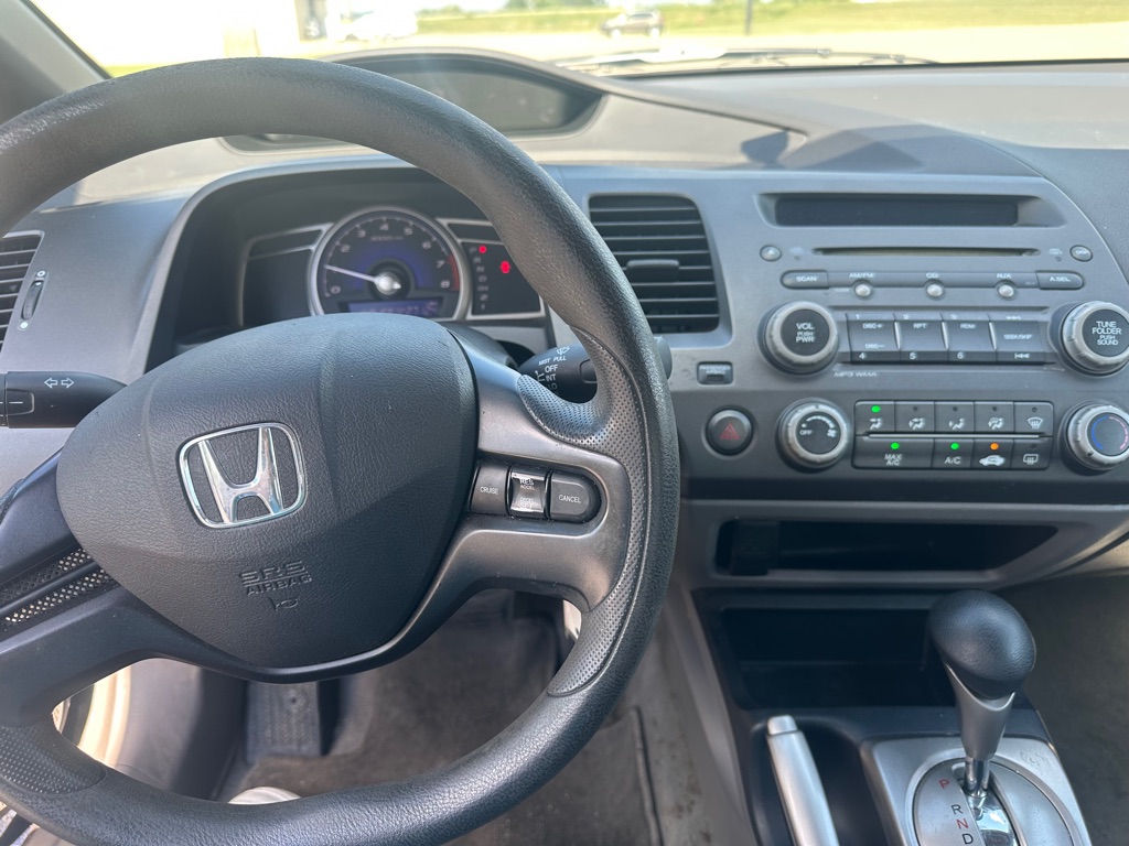 Photo 12 of this HONDA CIVIC