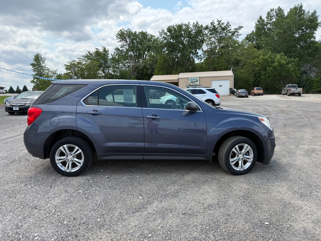 Photo 4 of this CHEVROLET EQUINOX