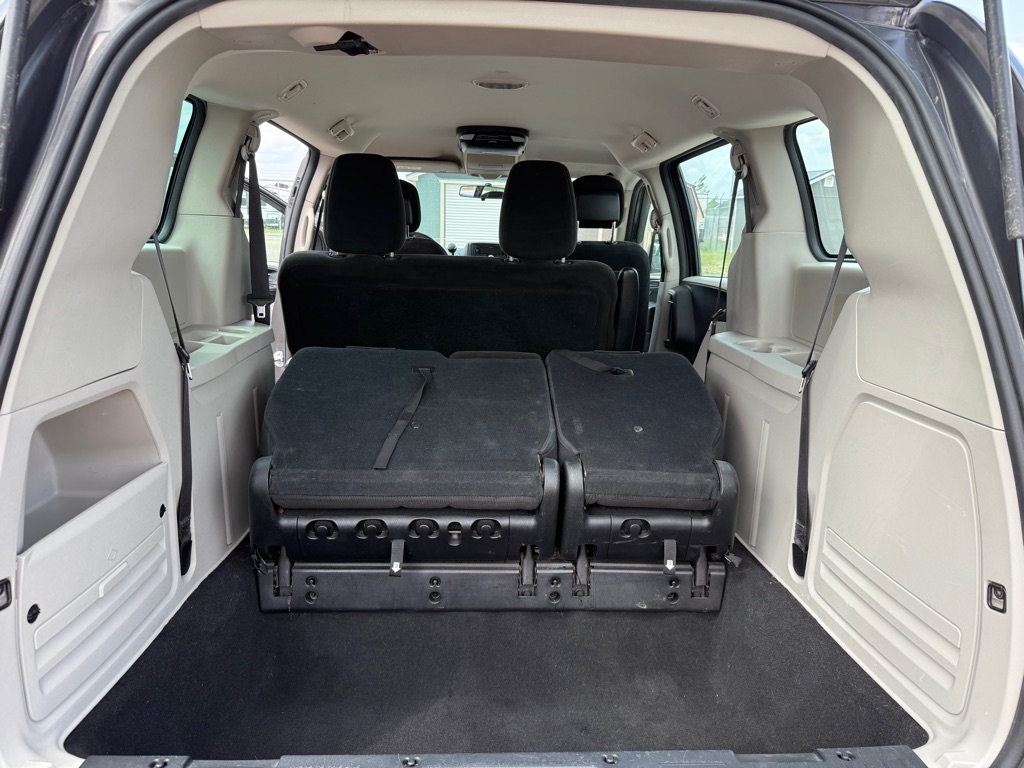 Photo 11 of this DODGE GRAND CARAVAN