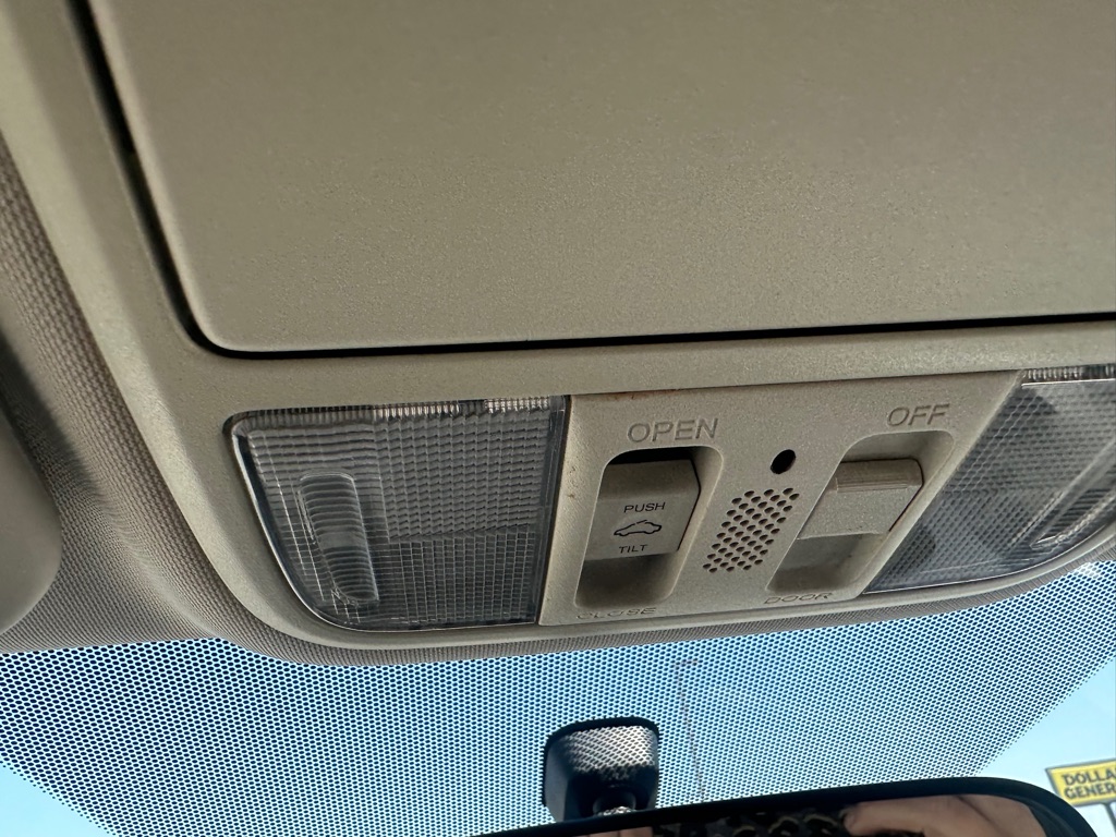Photo 20 of this HONDA CR-V