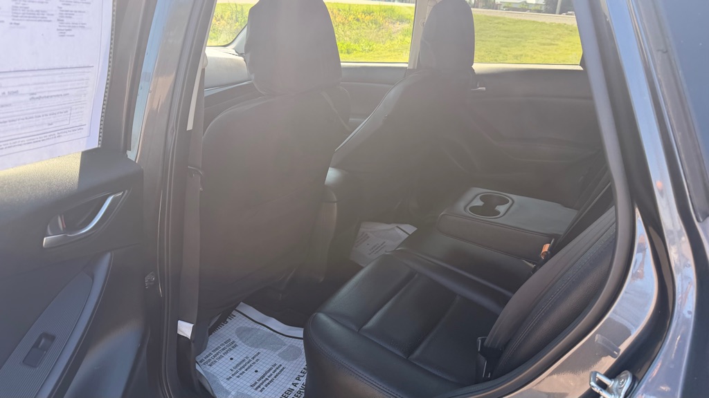 Photo 10 of this MAZDA CX-5