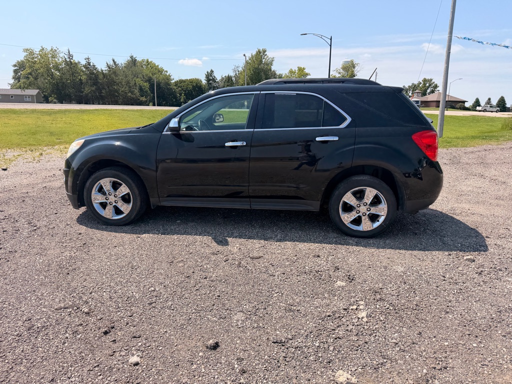 Photo 6 of this CHEVROLET EQUINOX