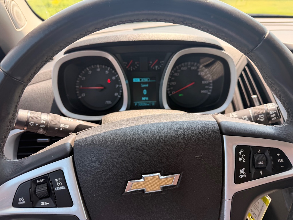 Photo 13 of this CHEVROLET EQUINOX
