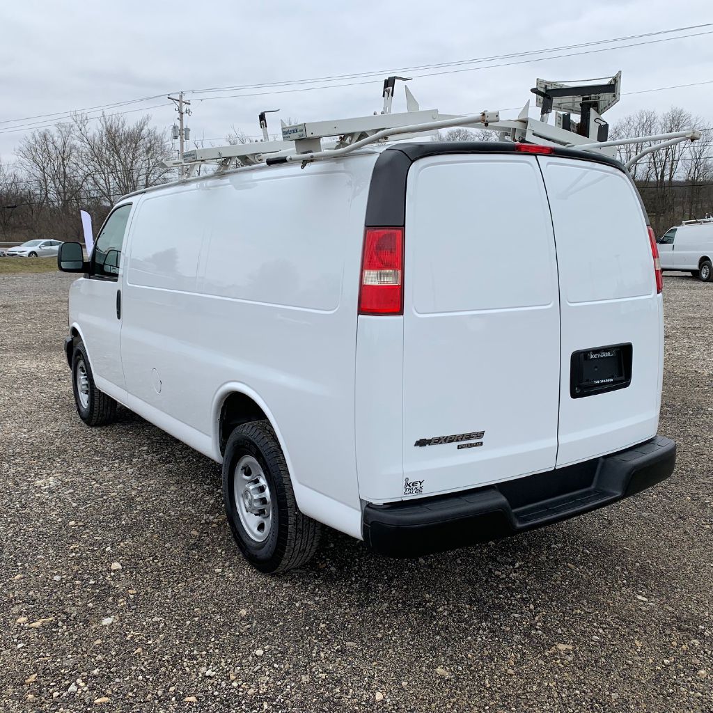 2014 CHEVROLET EXPRESS G3500 for sale in Delaware OH!