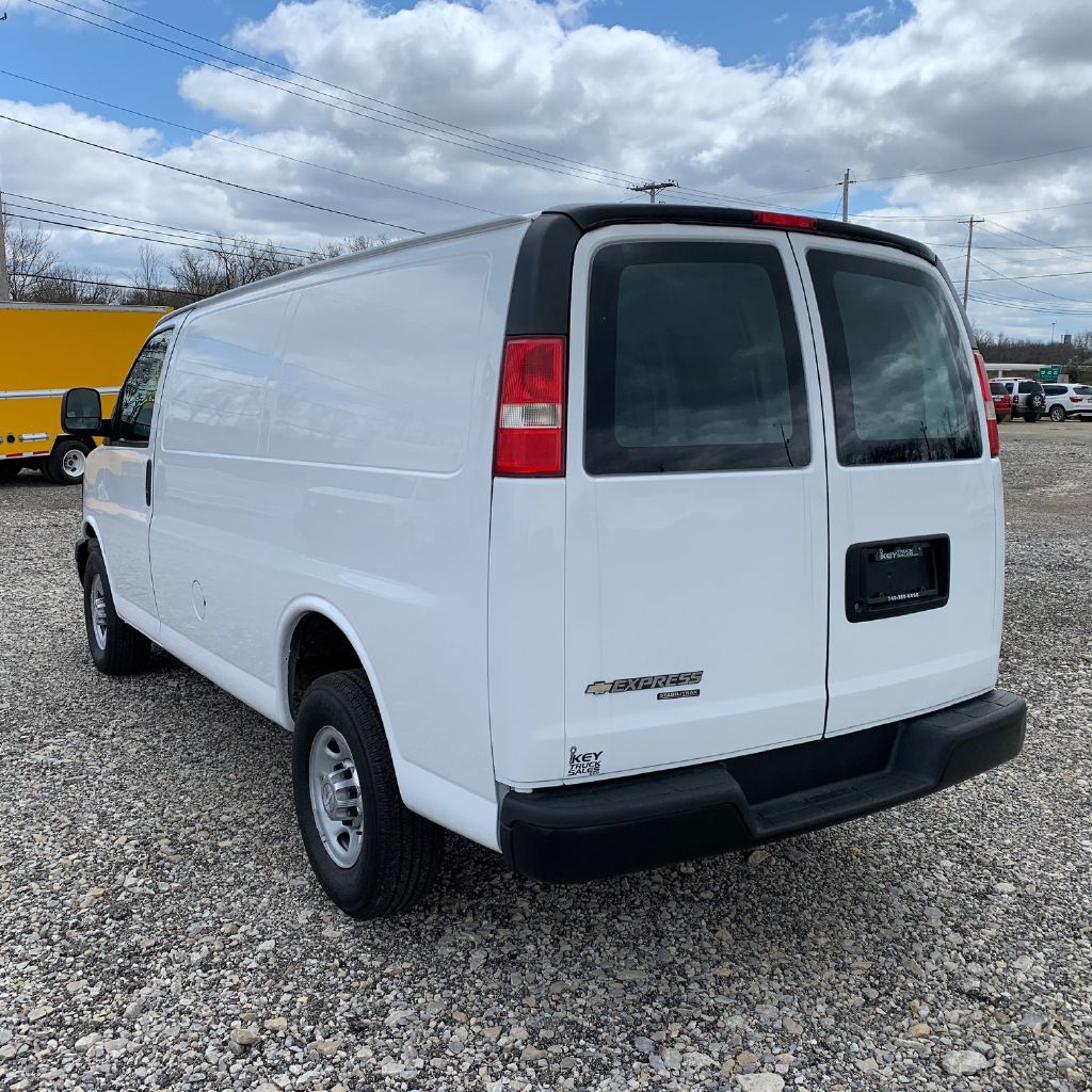 2015 CHEVROLET EXPRESS G2500 for sale in Delaware OH!