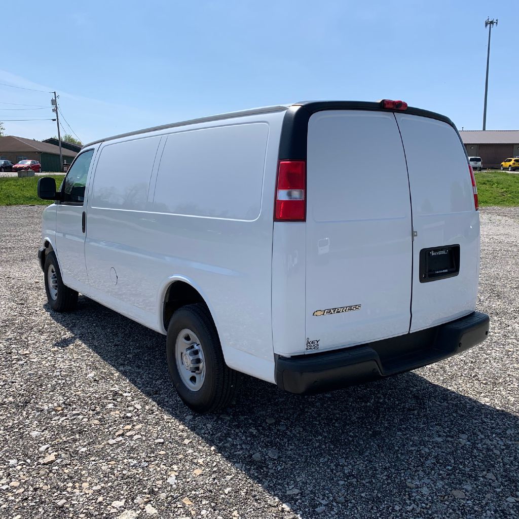 2017 CHEVROLET EXPRESS G2500 for sale in Delaware OH!