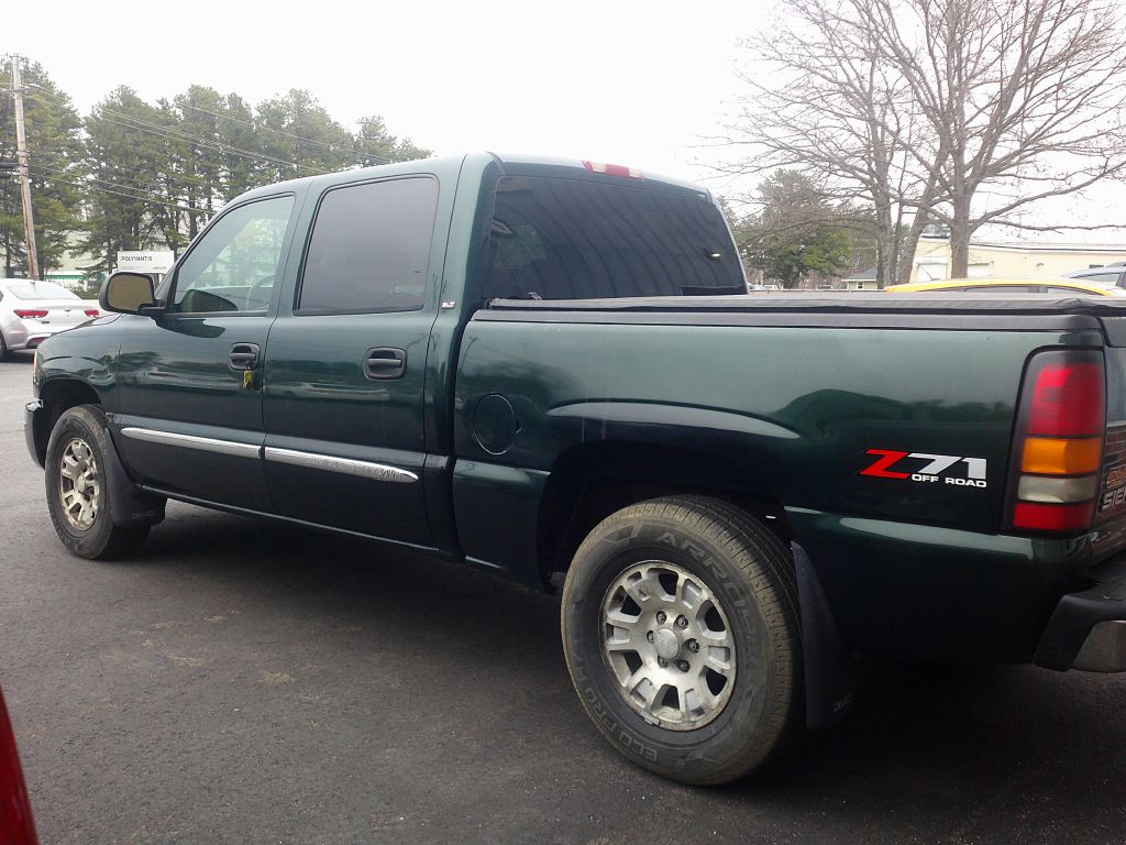 Photo 4 of this GMC NEW SIERRA