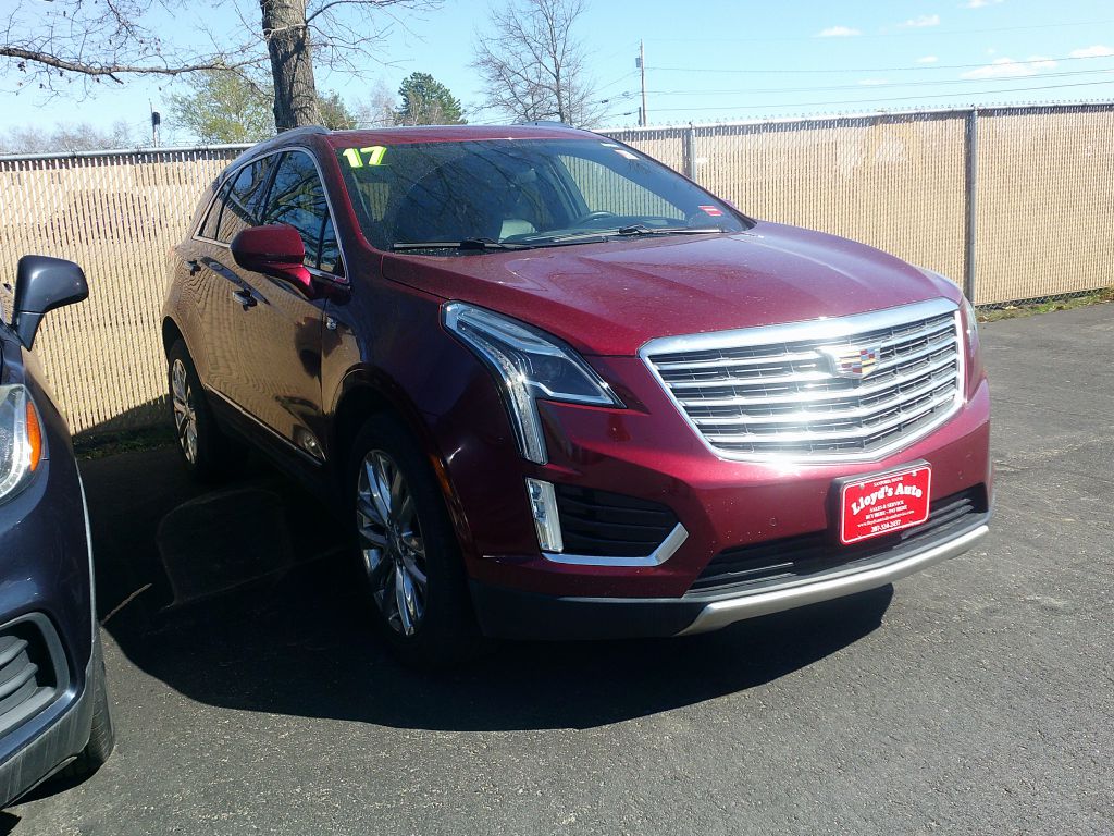 2017 CADILLAC XT5 - PLATINUM