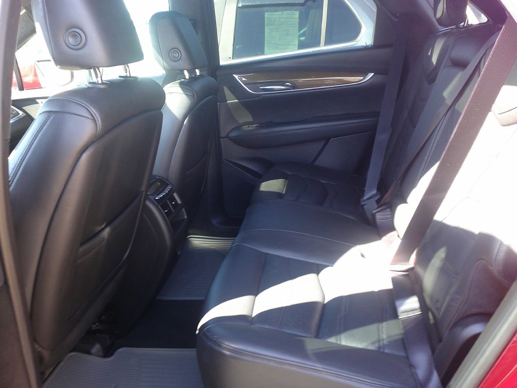 Photo 5 of this CADILLAC XT5 - PLATINUM