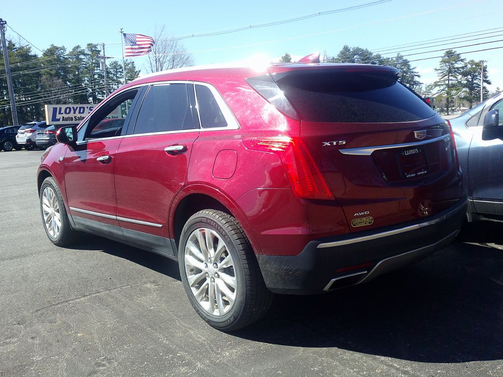 Photo 7 of this CADILLAC XT5 - PLATINUM