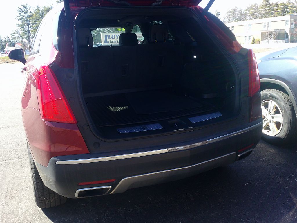 Photo 6 of this CADILLAC XT5 - PLATINUM