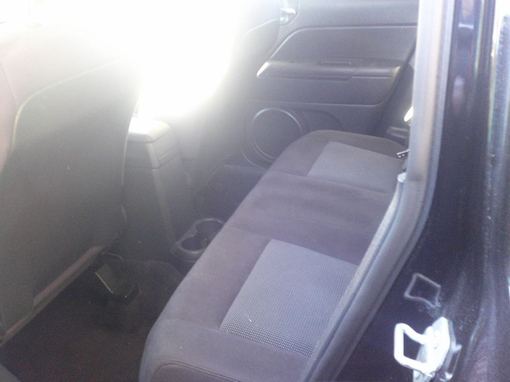 Photo 3 of this JEEP PATRIOT