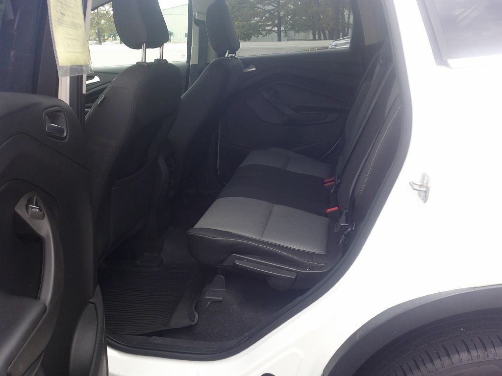 Photo 3 of this FORD ESCAPE