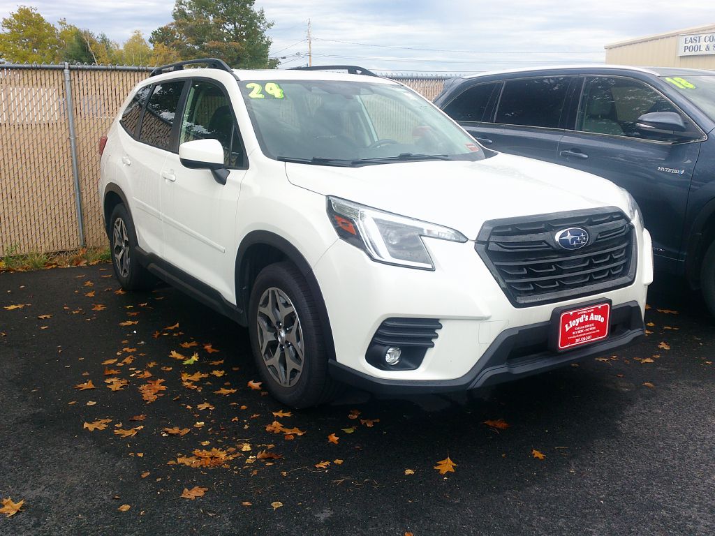 2024 SUBARU FORESTER