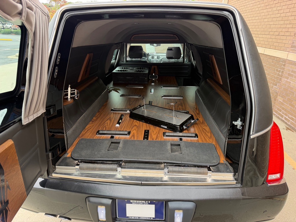 Photo 19 of this CADILLAC PROFESSIONAL CH