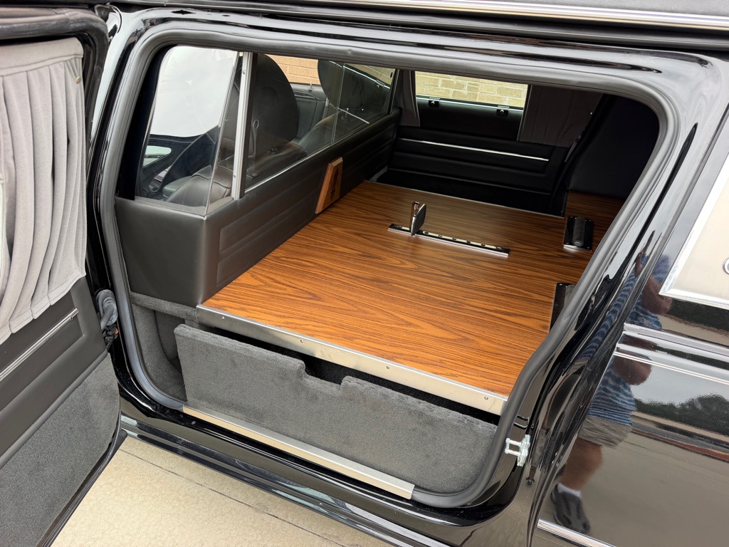Photo 20 of this CADILLAC PROFESSIONAL CH