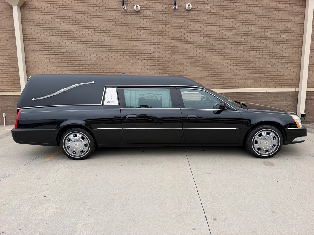 Photo 7 of this CADILLAC PROFESSIONAL CH