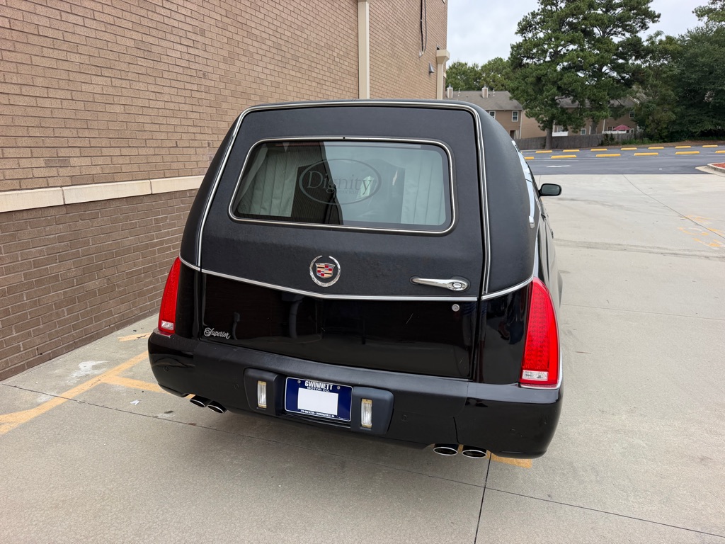 Photo 9 of this CADILLAC PROFESSIONAL CH