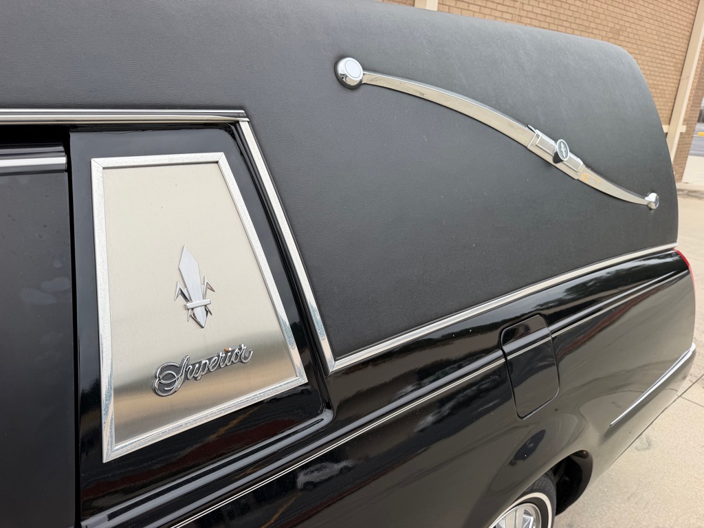 Photo 24 of this CADILLAC PROFESSIONAL CH