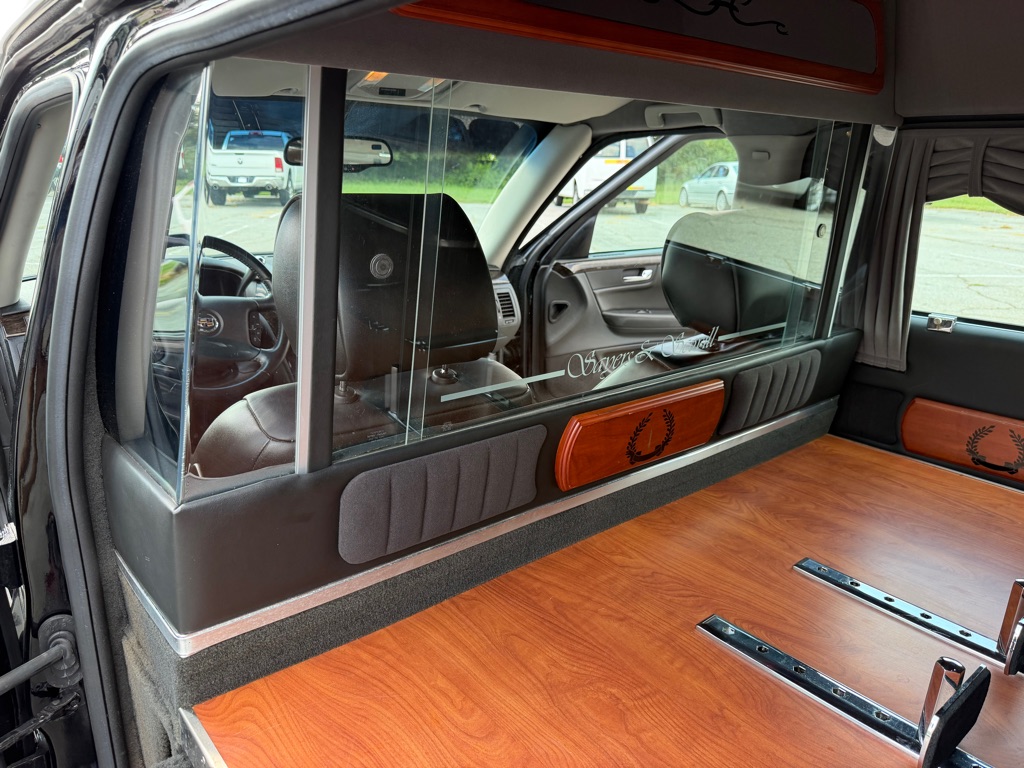 Photo 33 of this CADILLAC PROFESSIONAL CH