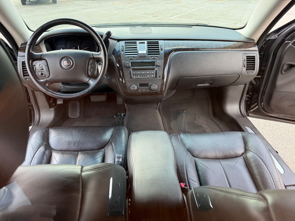 Photo 16 of this CADILLAC PROFESSIONAL CH