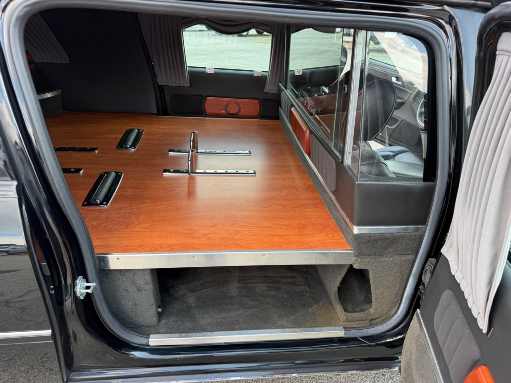 Photo 27 of this CADILLAC PROFESSIONAL CH