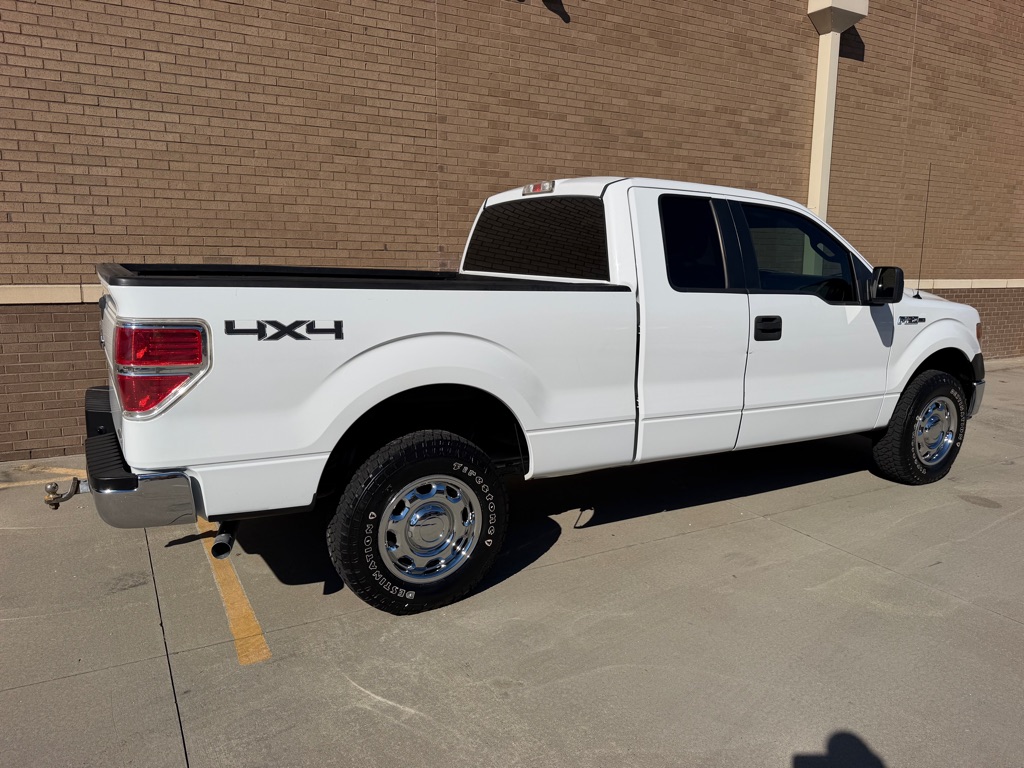 Photo 10 of this FORD F150 SC 4X4