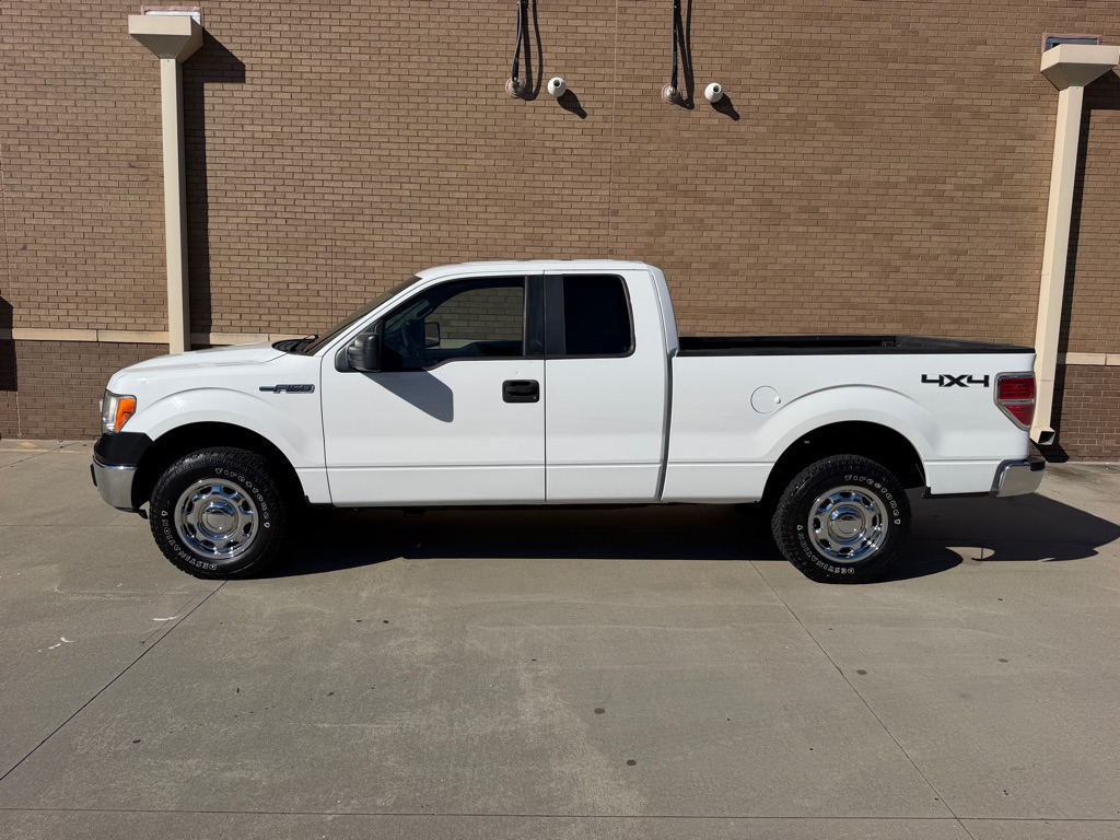 Photo 5 of this FORD F150 SC 4X4